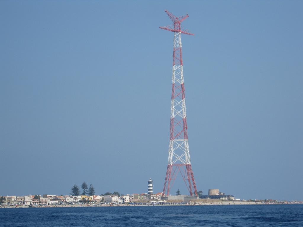 Residence Dei Margi Torre di Faro Buitenkant foto